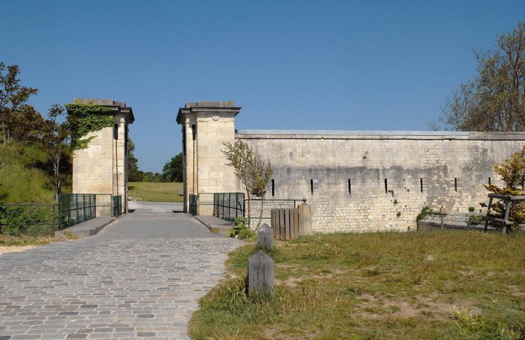 Hotel Napoleon Île dʼAix Esterno foto